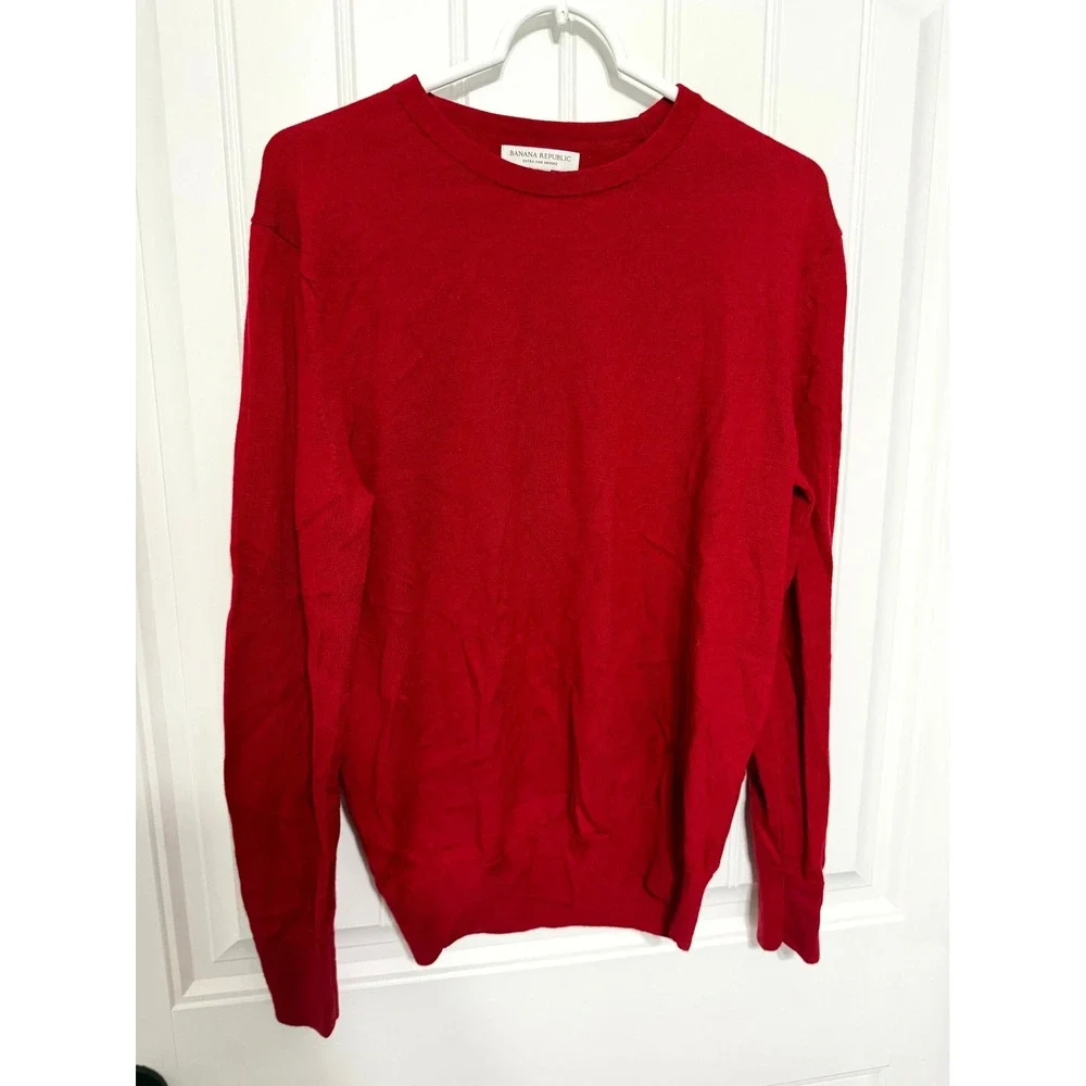 Banana Republic Sweater Mens Medium Red Extra Fine Merino Wool Crewneck